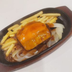 焼きWチーズハンバーグ